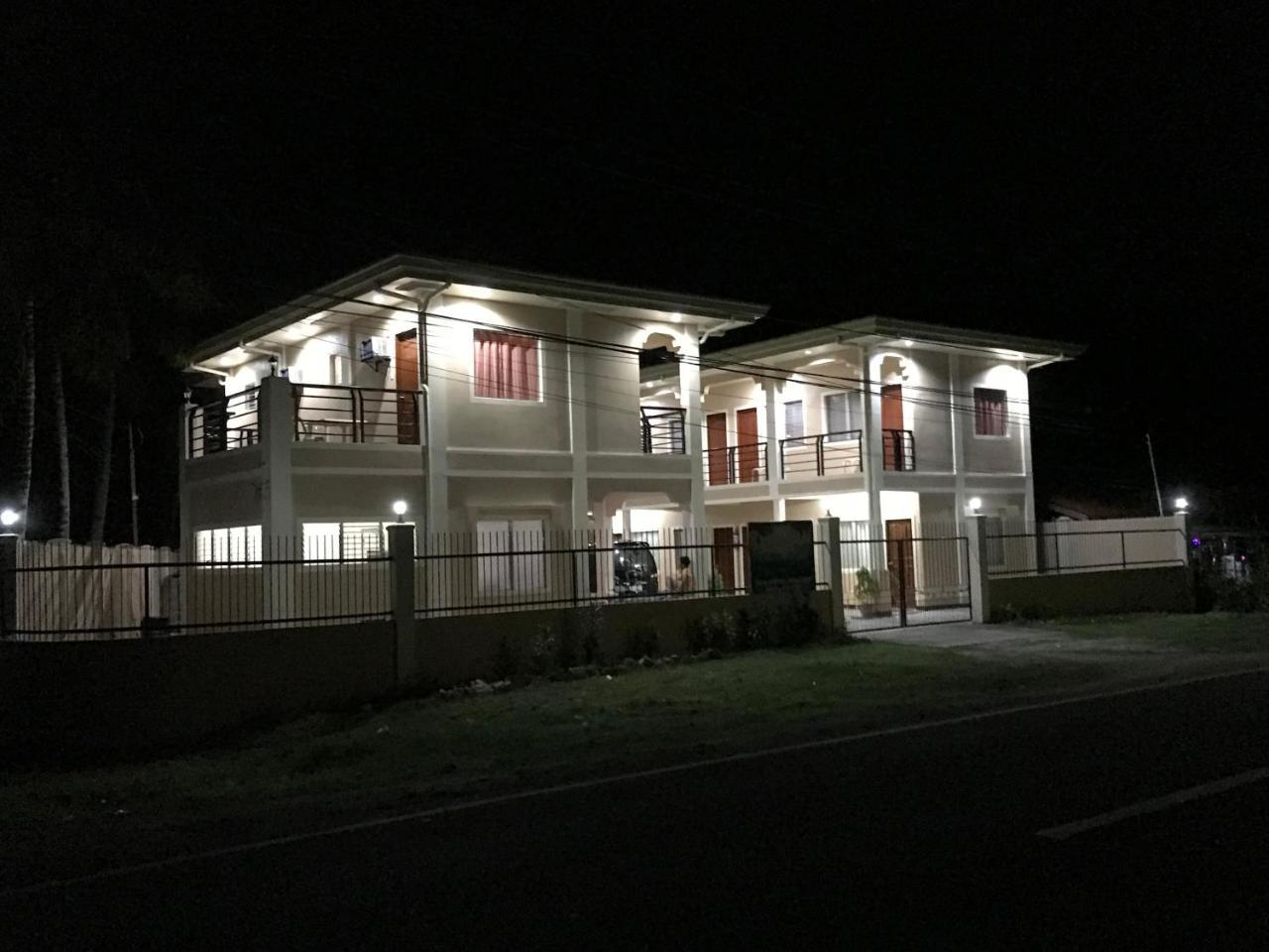 Rising Sun Pension House Oslob Exteriér fotografie